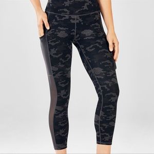Fabletics Mila High Waist Camo Print Gray Legging